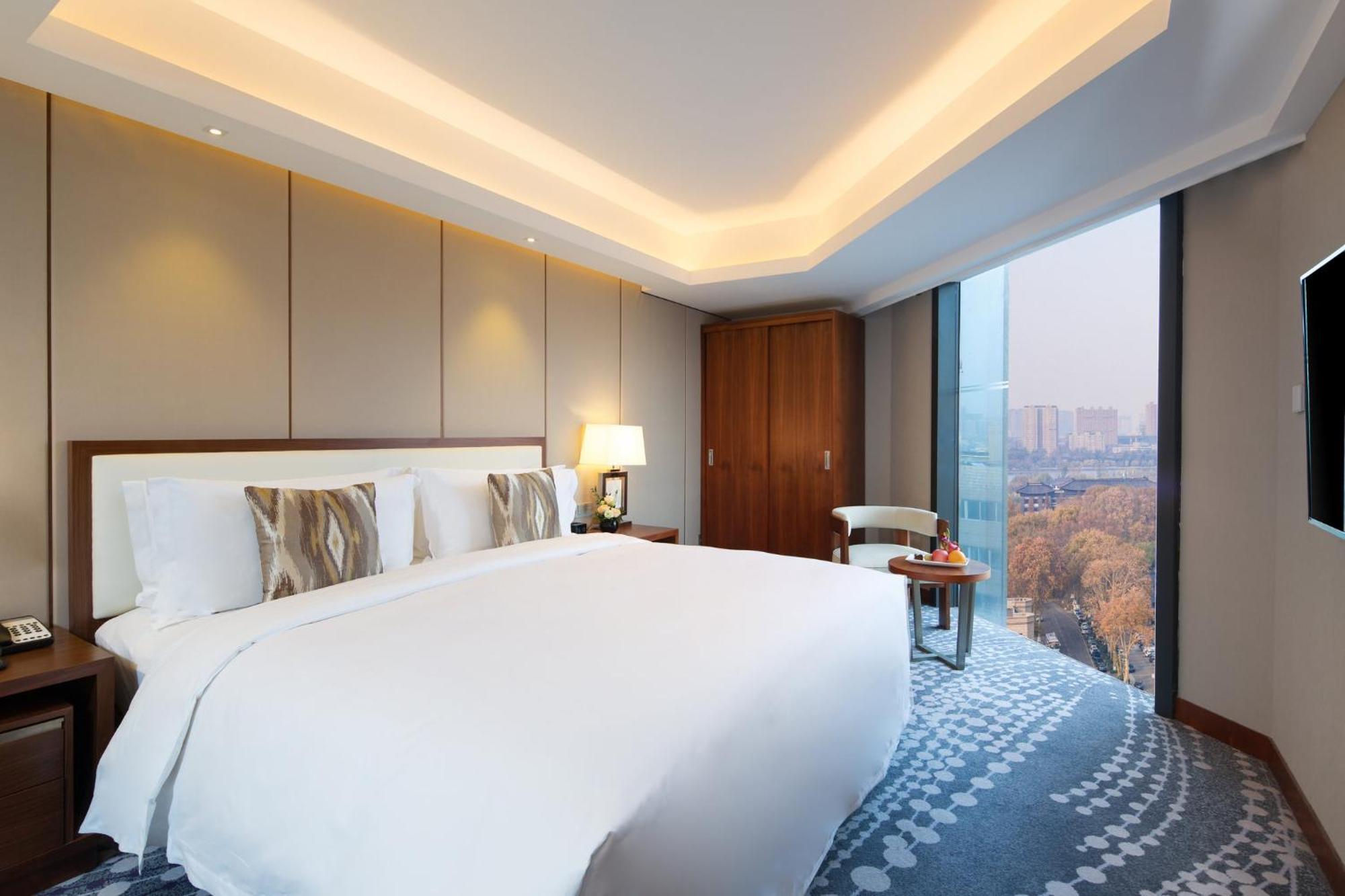 Intercontinental Jinan City Center By Ihg Exterior foto